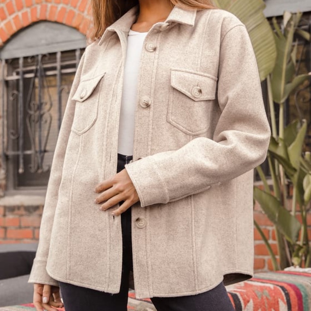 Lulu’s Beige shacket - Picture 5 of 6